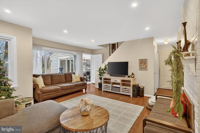 2802 DAWSON AVE, Silver Spring, MD 20902