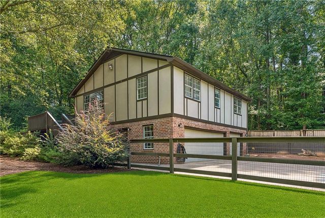 7625 Nesbit Ferry Road, Sandy Springs, GA 30350
