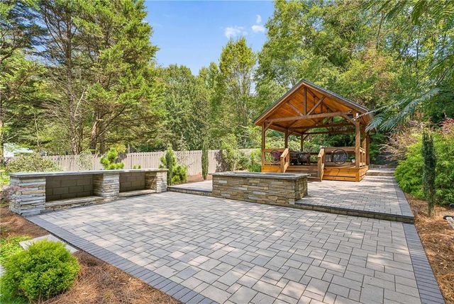 7625 Nesbit Ferry Road, Sandy Springs, GA 30350