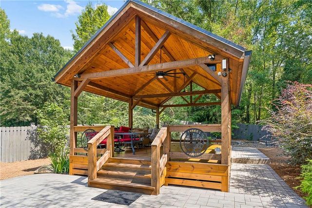 7625 Nesbit Ferry Road, Sandy Springs, GA 30350