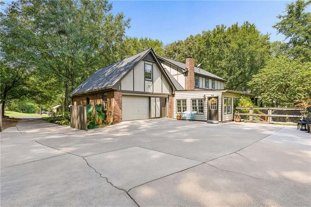7625 Nesbit Ferry Road, Sandy Springs, GA 30350