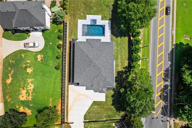 5 Whitehead Road, Buford, GA 30518
