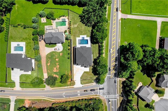 5 Whitehead Road, Buford, GA 30518