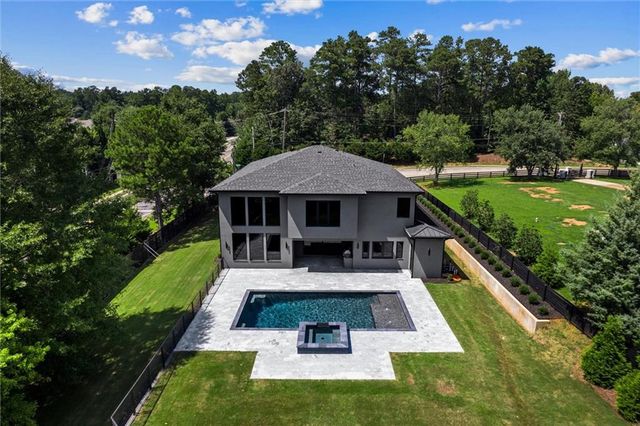 5 Whitehead Road, Buford, GA 30518