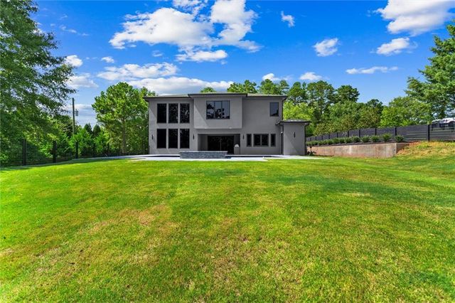 5 Whitehead Road, Buford, GA 30518