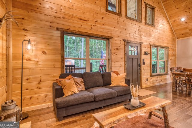138 Nectar Lane, Ellijay, GA 30540