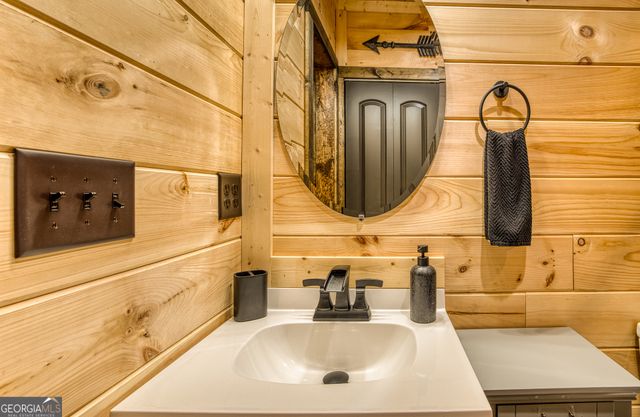 138 Nectar Lane, Ellijay, GA 30540