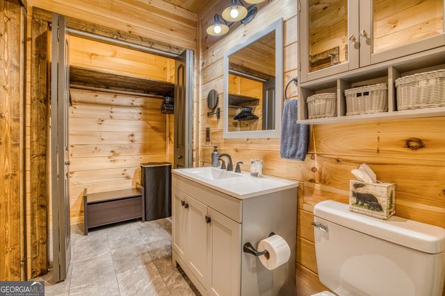 138 Nectar Lane, Ellijay, GA 30540