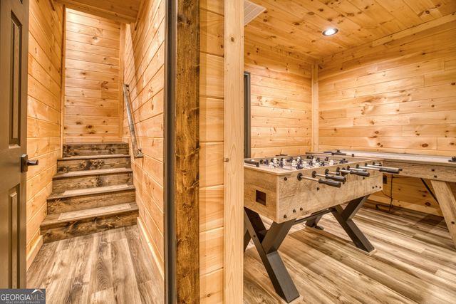 138 Nectar Lane, Ellijay, GA 30540