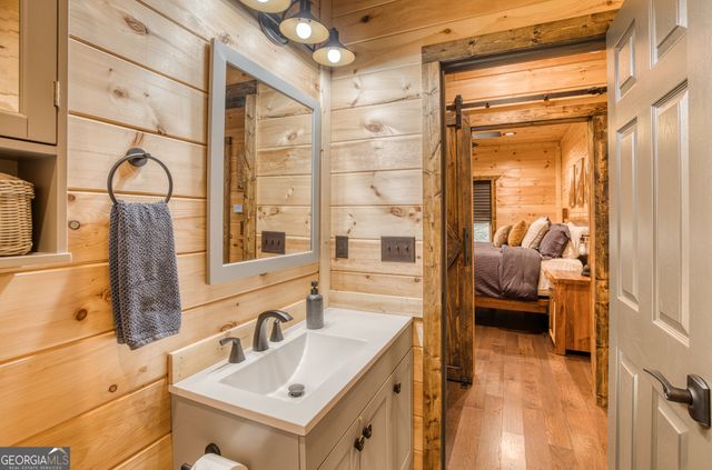138 Nectar Lane, Ellijay, GA 30540