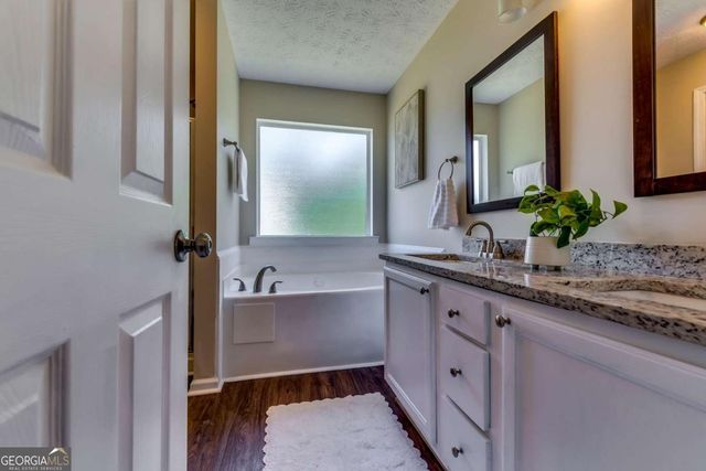 3421 Madison Ridge Trail, Snellville, GA 30039