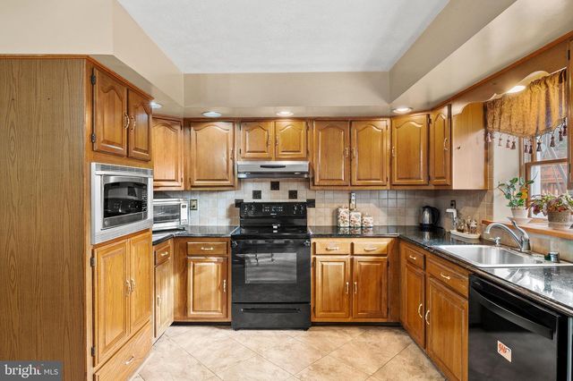 1201 UNIONTOWN RD, Westminster, MD 21158