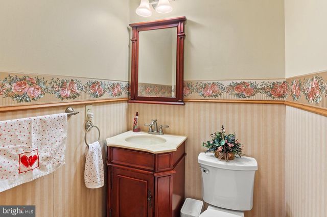 1201 UNIONTOWN RD, Westminster, MD 21158