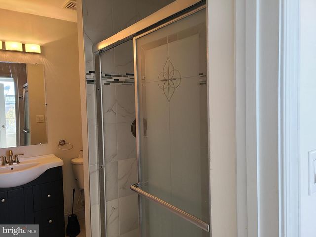 250 S WASHINGTON ST, Baltimore, MD 21231