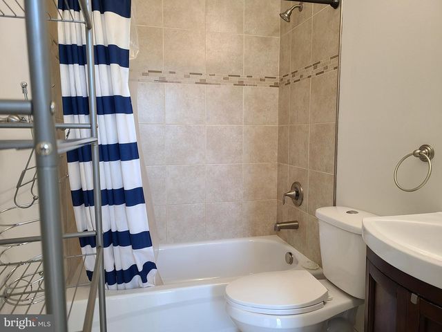 250 S WASHINGTON ST, Baltimore, MD 21231