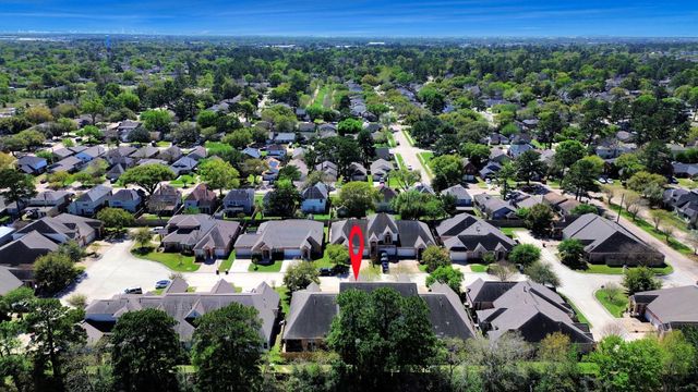 10342 Solitaire Circle, Houston, TX 77070