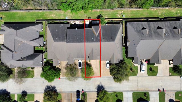 10342 Solitaire Circle, Houston, TX 77070