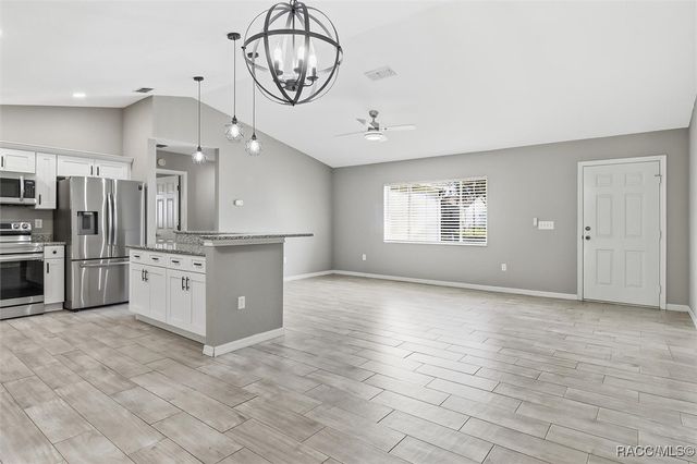 11960 SW 137th Loop, Dunnellon, FL 34432