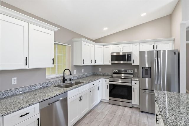 11960 SW 137th Loop, Dunnellon, FL 34432