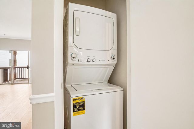 10-G SANDSTONE CT, Annapolis, MD 21403