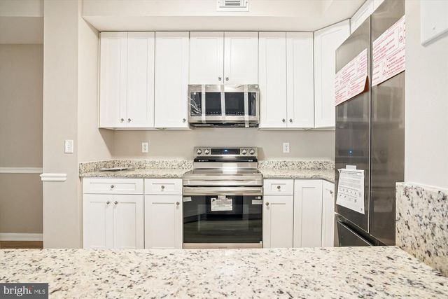 10-G SANDSTONE CT, Annapolis, MD 21403