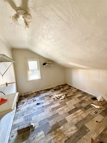 3634 SW 4th Street, Des Moines, IA 50315