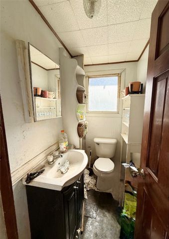 3634 SW 4th Street, Des Moines, IA 50315