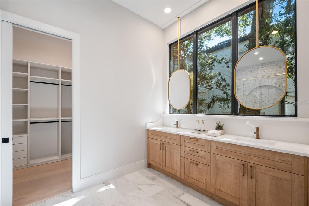 Image 19 of property listing at 1751 GLENCOE ROAD, Winter Park, FL 32789