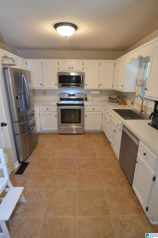 902 FALLING STAR LANE, Alabaster, AL 35007