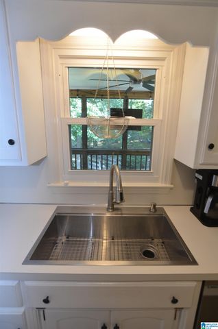 902 FALLING STAR LANE, Alabaster, AL 35007