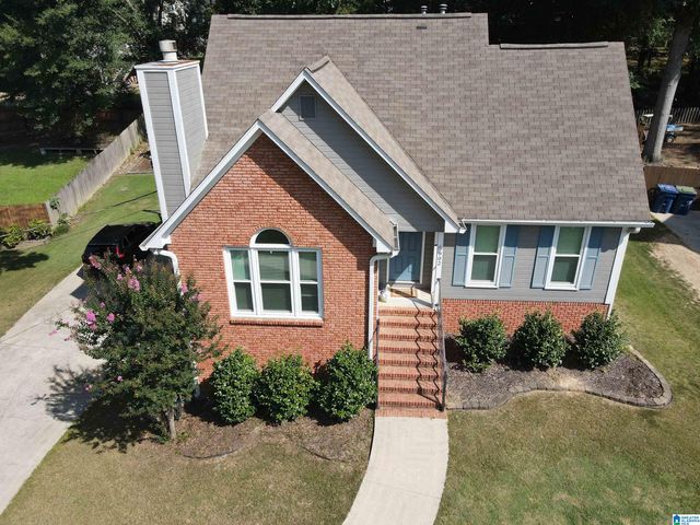 902 FALLING STAR LANE, Alabaster, AL 35007