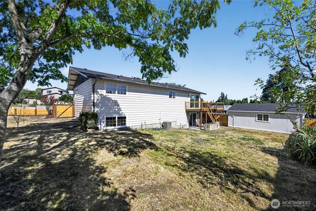 4901 N Winnifred Street, Ruston, WA 98407