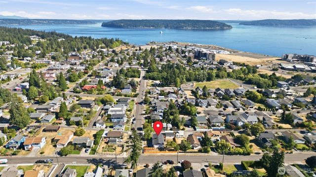 4901 N Winnifred Street, Ruston, WA 98407
