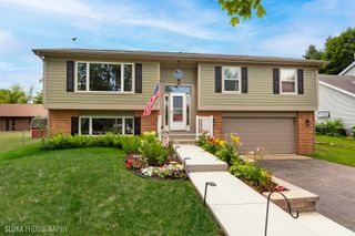 13171 Hickory Lane, Woodstock, IL 60098