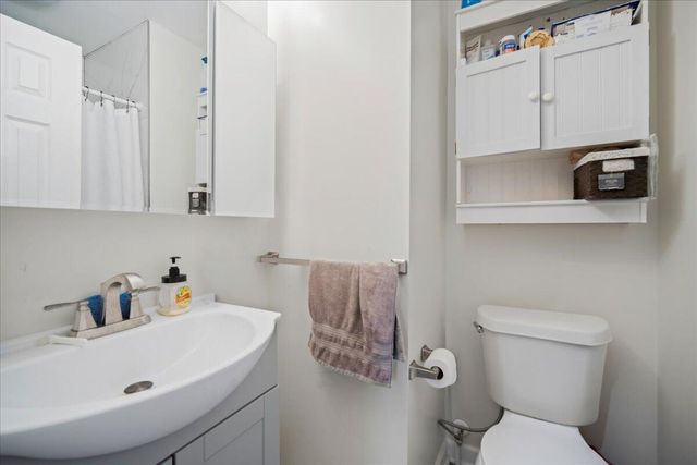 109 Robin Court, Summerville, SC 29485