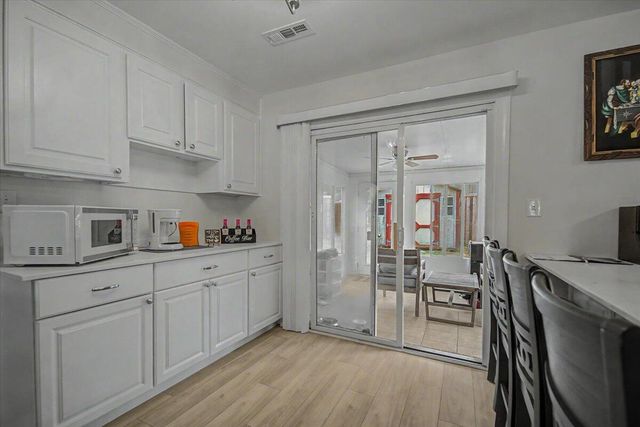 109 Robin Court, Summerville, SC 29485