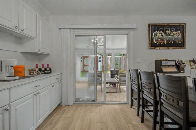 109 Robin Court, Summerville, SC 29485