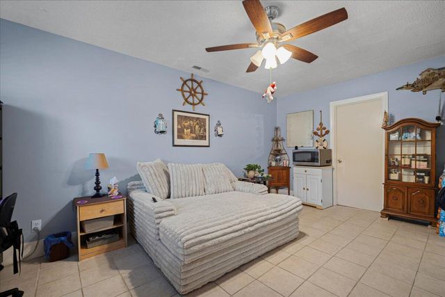 109 Robin Court, Summerville, SC 29485