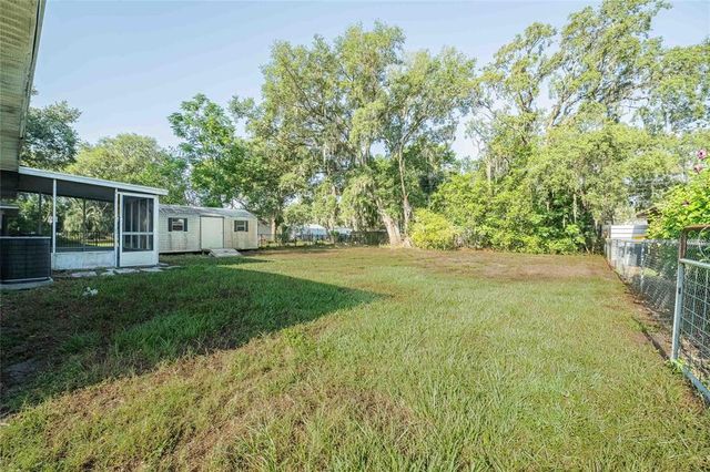 526 MARKLEN LOOP, Polk City, FL 33868