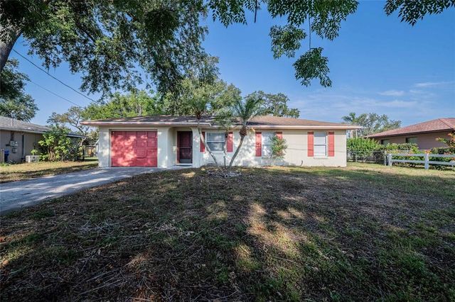 526 MARKLEN LOOP, Polk City, FL 33868