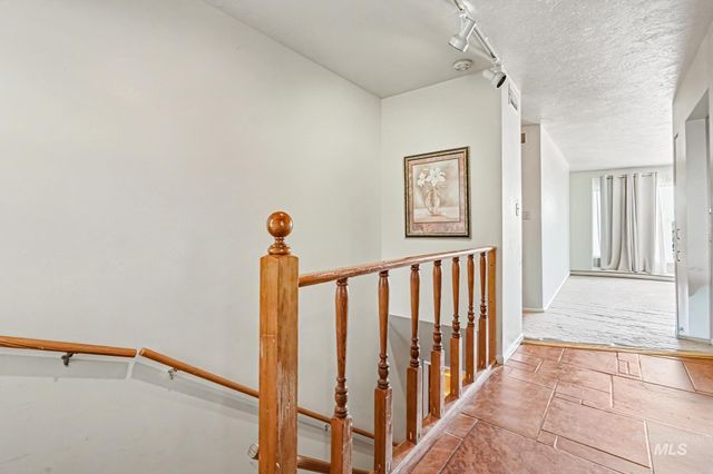 7518 W Sorenson Dr, Boise, ID 83709