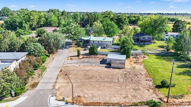 7518 W Sorenson Dr, Boise, ID 83709