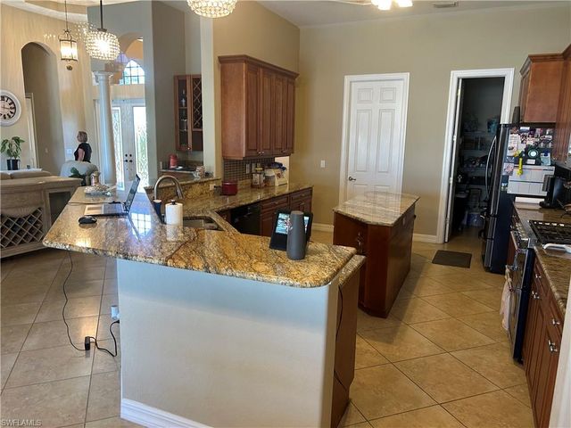 4301 NW 33rd ST, Cape Coral, FL 33993