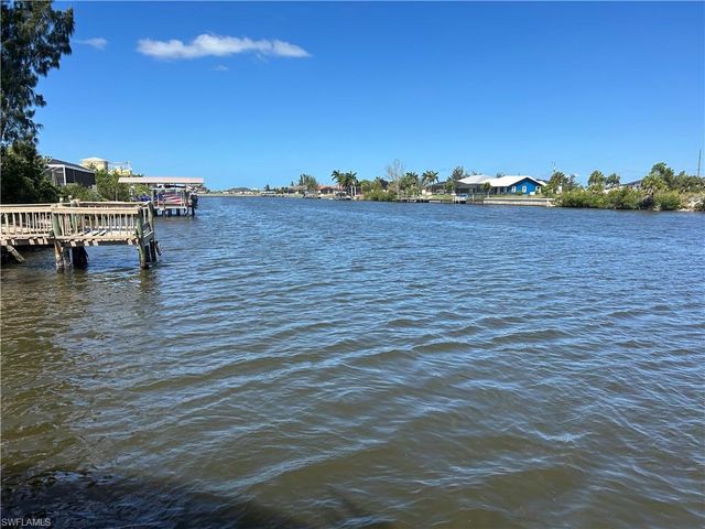 4301 NW 33rd ST, Cape Coral, FL 33993