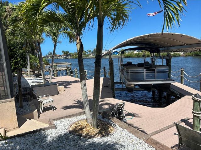 4301 NW 33rd ST, Cape Coral, FL 33993