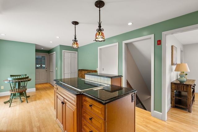 150 Sherwood, Raynham, MA 02767