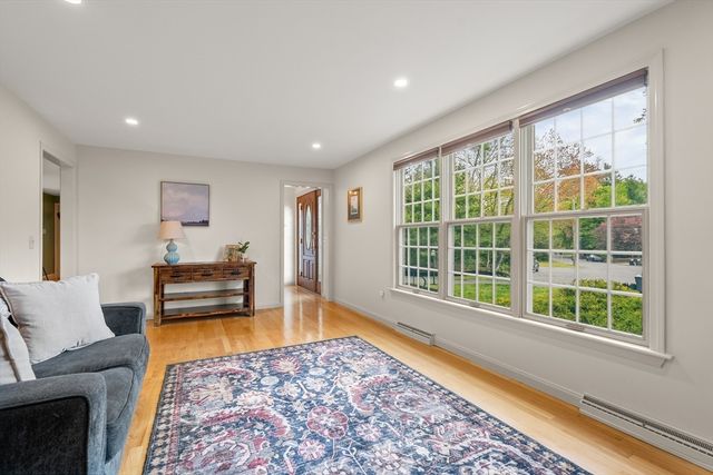 150 Sherwood, Raynham, MA 02767