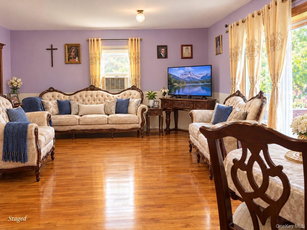 105-20 Ditmars Boulevard, East Elmhurst, NY 11369 — photo 5