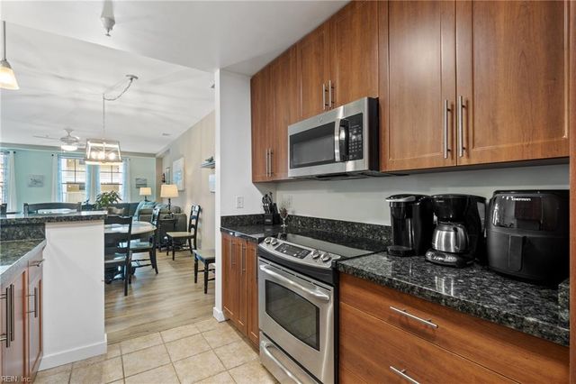 3738 Sandpiper Rd Unit 116B, Virginia Beach, VA 23456