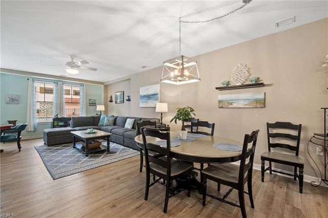 3738 Sandpiper Rd Unit 116B, Virginia Beach, VA 23456